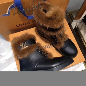 Louis Vuitton Boots 013